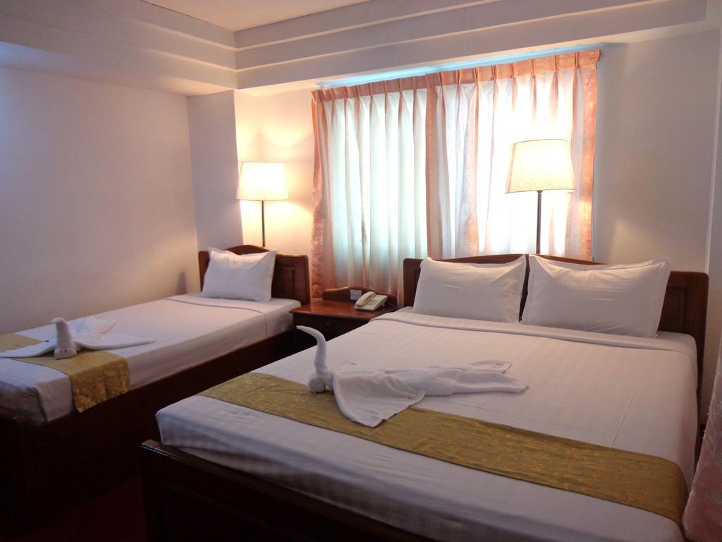 City Star Hotel Янгон Екстериор снимка