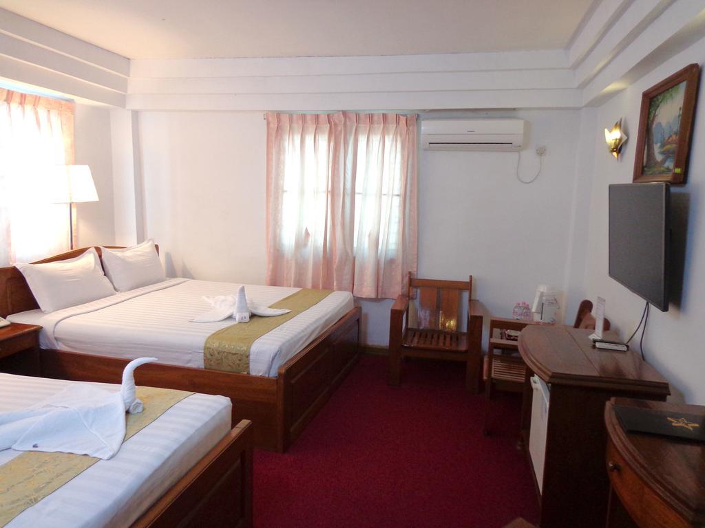 City Star Hotel Янгон Екстериор снимка