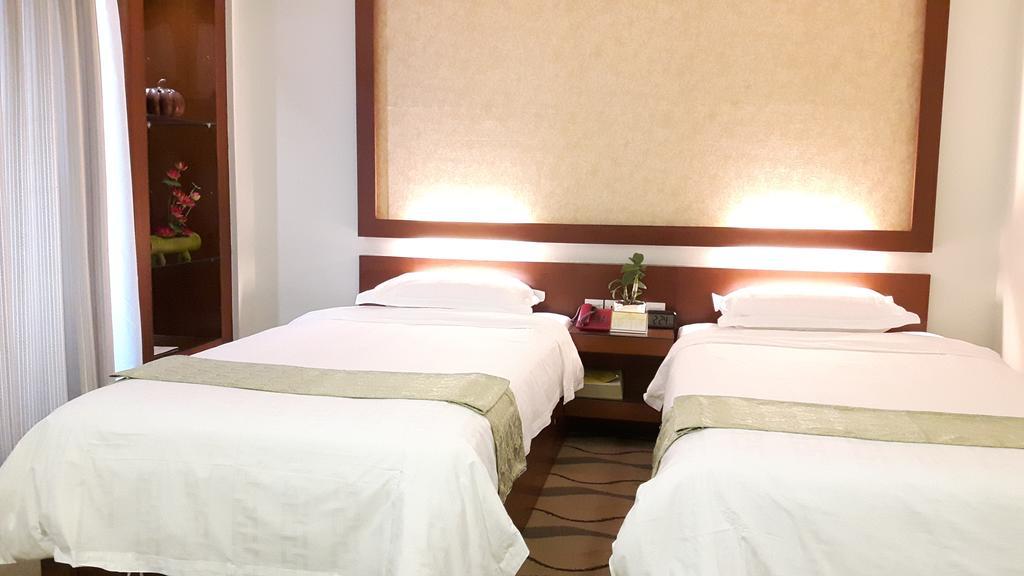 City Star Hotel Янгон Екстериор снимка