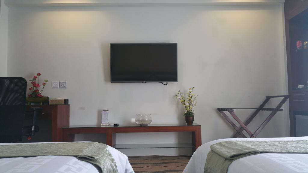 City Star Hotel Янгон Екстериор снимка