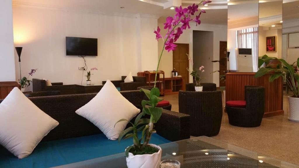 City Star Hotel Янгон Екстериор снимка
