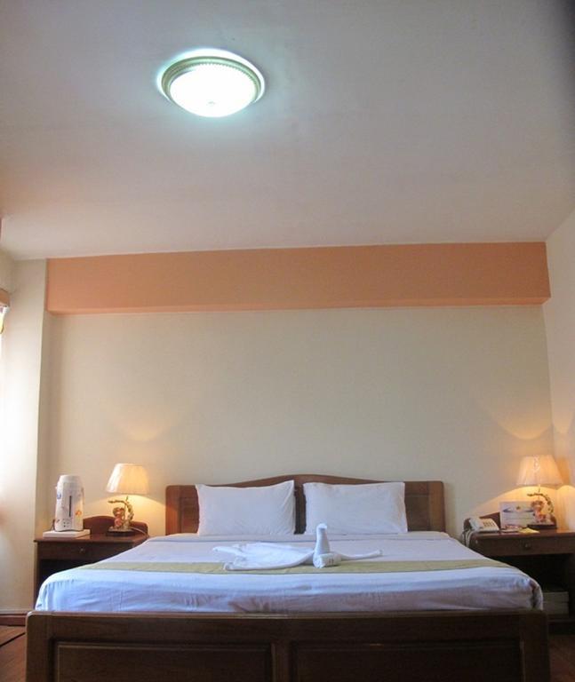 City Star Hotel Янгон Стая снимка