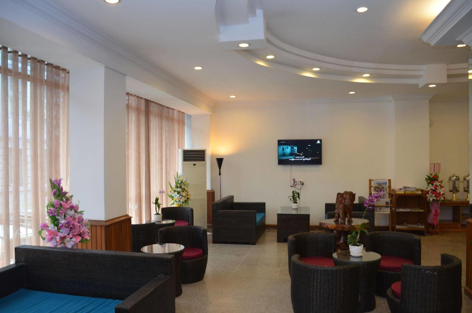 City Star Hotel Янгон Екстериор снимка